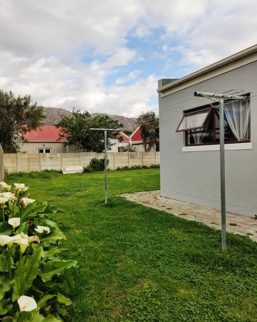 2 Bedroom Property for Sale in Pine Acres Western Cape